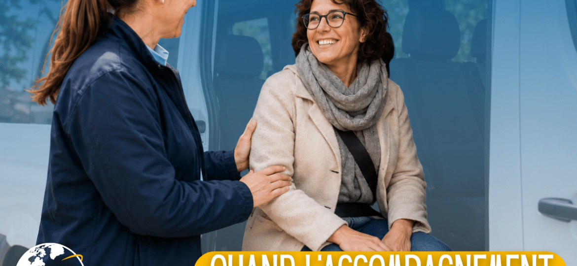 Conductrice-accompagnatrice Ulysse échangeant avec une passagère à bord d'un véhicule de transport adapté.